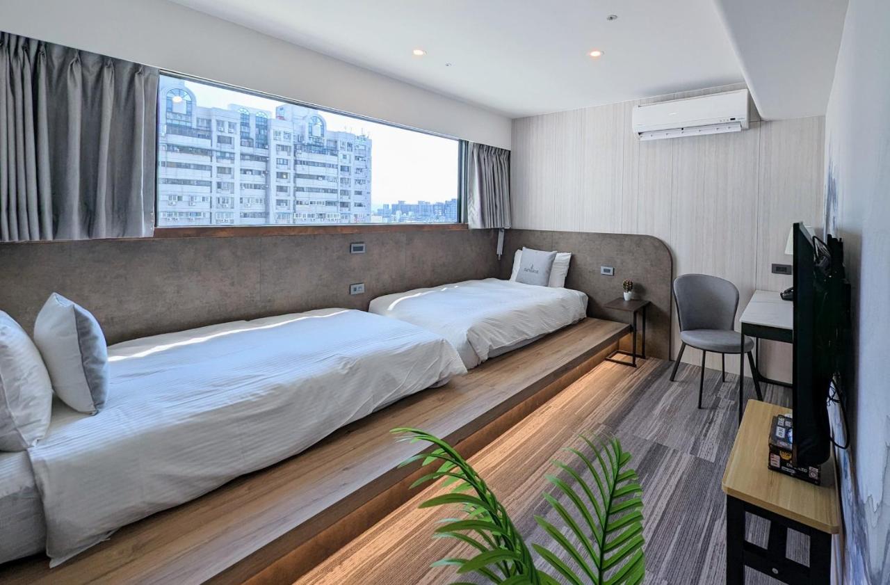 K Hotel - Yizhong Taichung Dış mekan fotoğraf